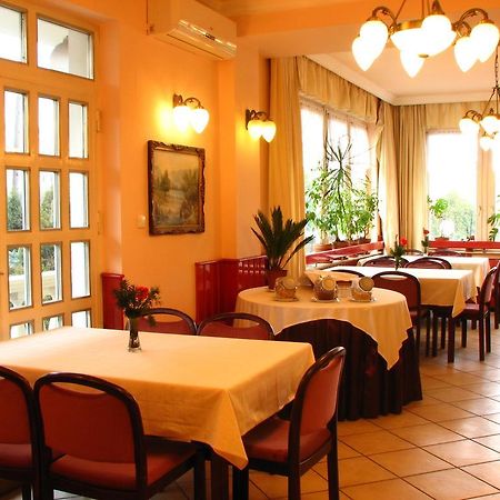 Hotel Happy Apartments Budapest Bagian luar foto