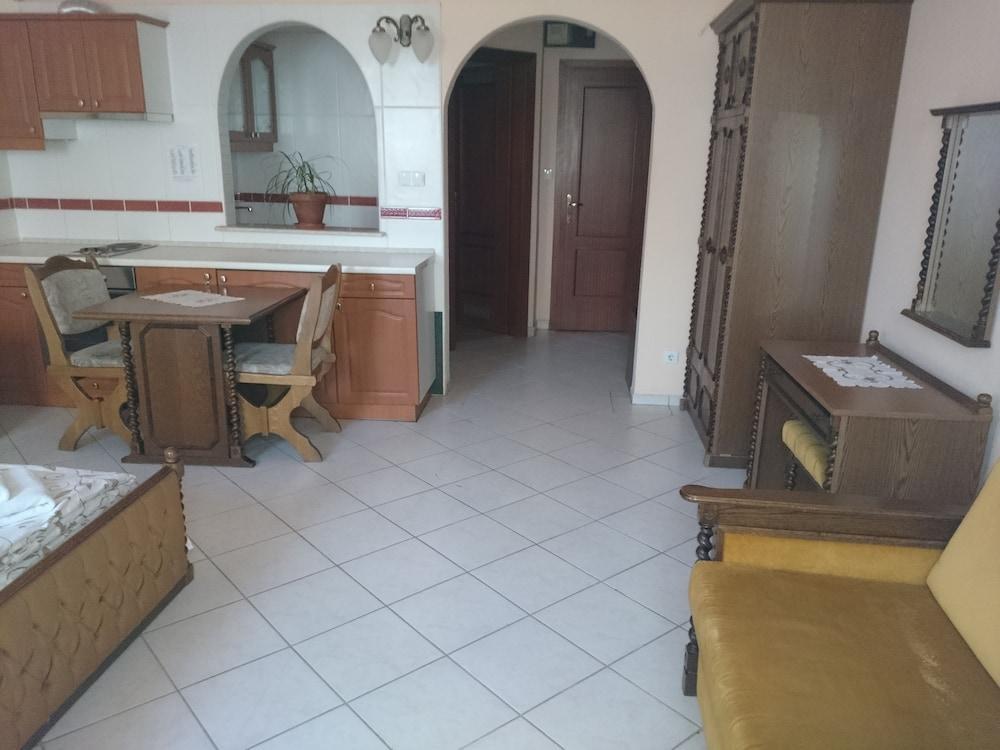 Hotel Happy Apartments Budapest Bagian luar foto