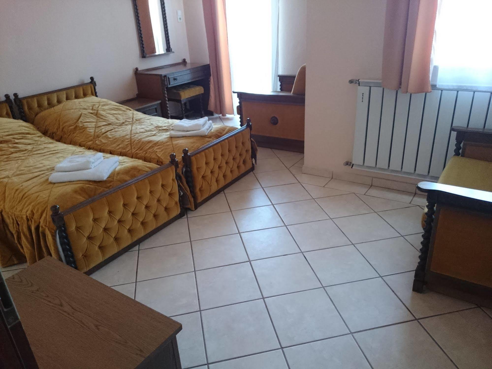 Hotel Happy Apartments Budapest Bagian luar foto